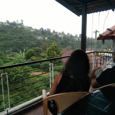 Silent De Coorg Lägenhet Madikeri Exteriör bild