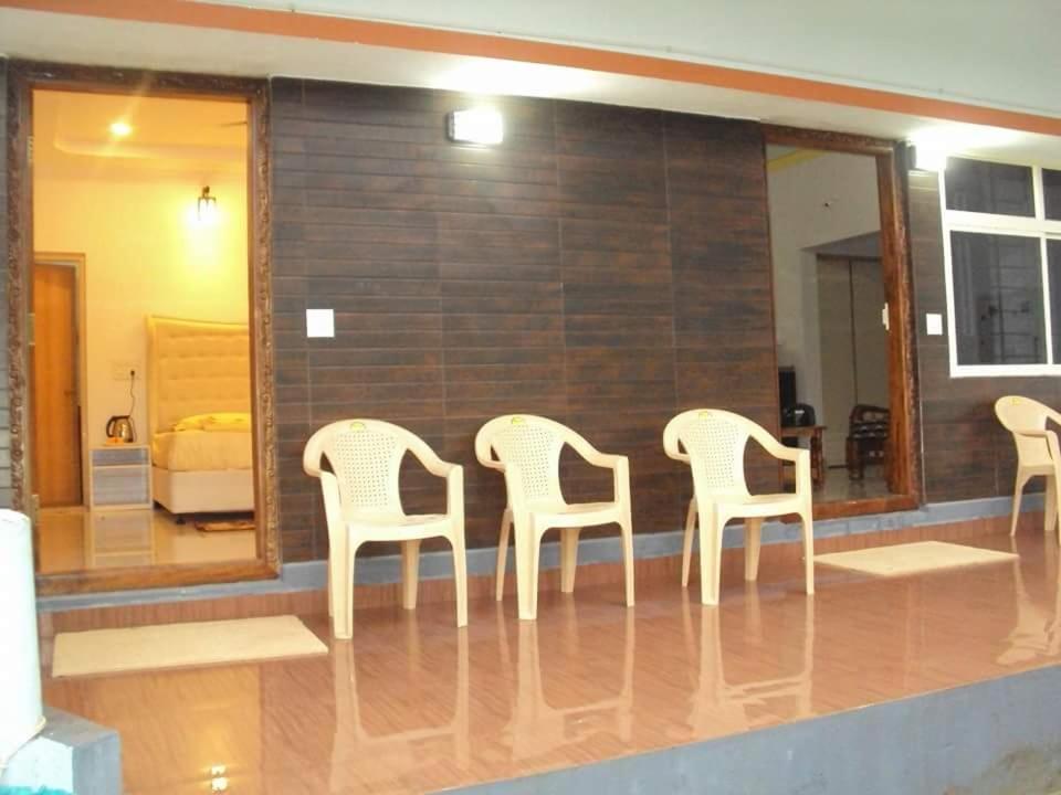 Silent De Coorg Lägenhet Madikeri Exteriör bild