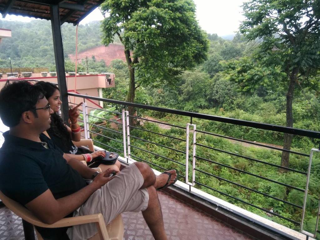 Silent De Coorg Lägenhet Madikeri Exteriör bild