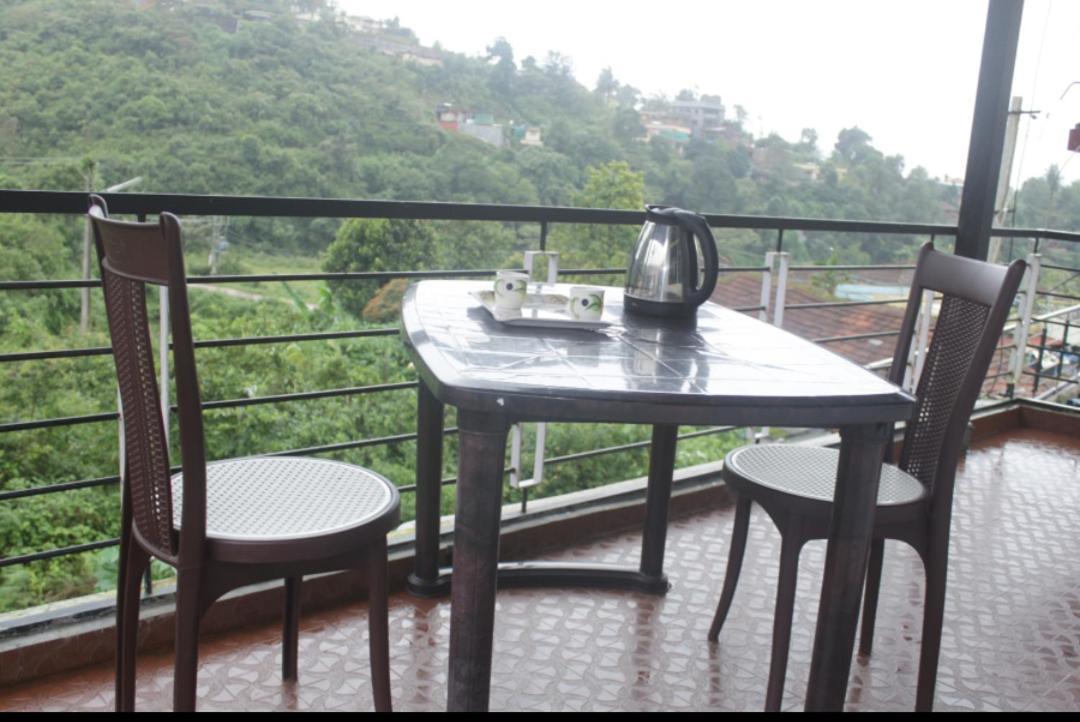 Silent De Coorg Lägenhet Madikeri Exteriör bild